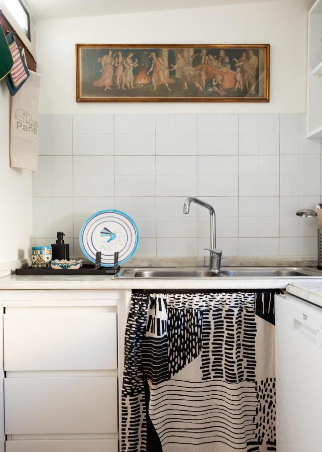 Bright And Comfy Terraced Apartment In Trastevere Ρώμη Εξωτερικό φωτογραφία