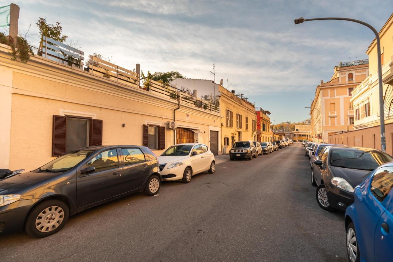 Bright And Comfy Terraced Apartment In Trastevere Ρώμη Εξωτερικό φωτογραφία